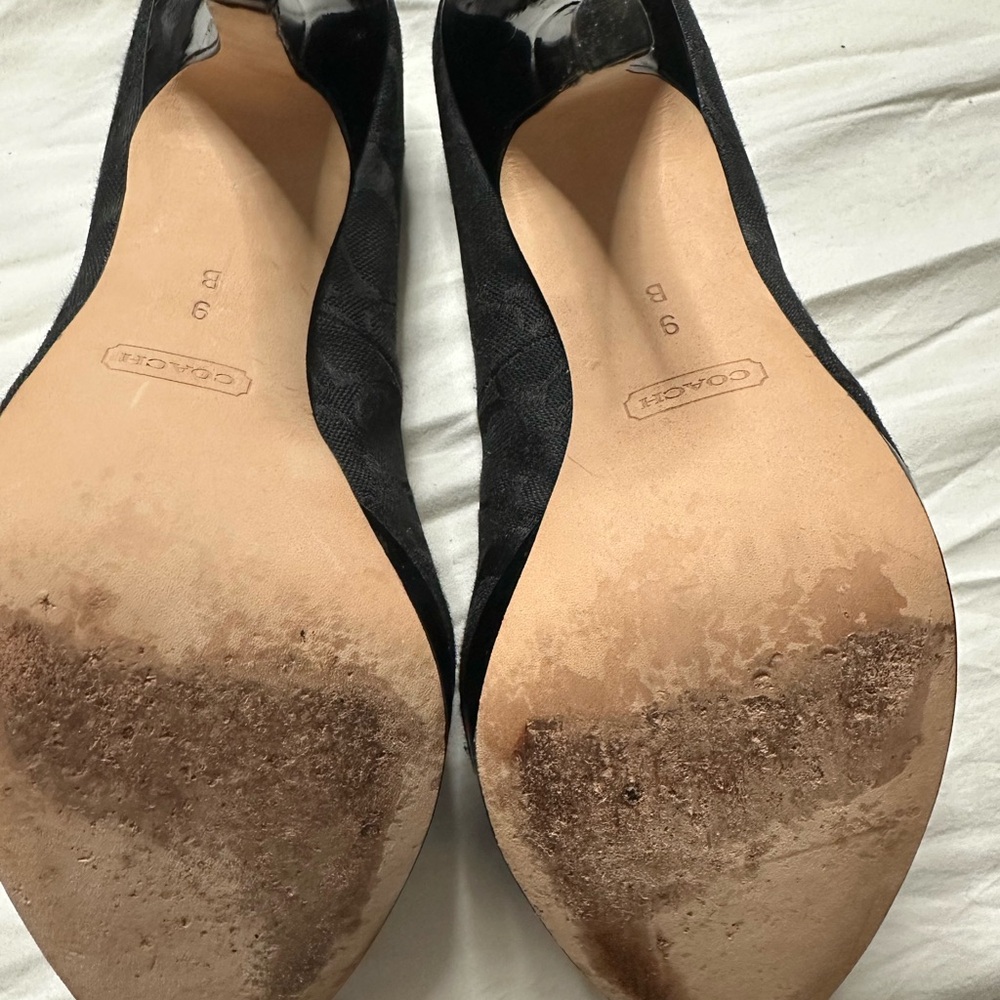 Coach EUC Caya Monogram Signature Logo Stiletto Heel - Picture 7 of 11